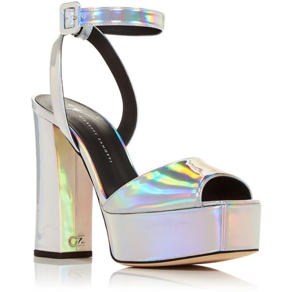Giuseppe Zanotti
Metropolis Metallic Ankle-Strap Platform Sandals